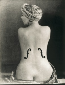 man ray, photo, expo, expo photo, photographie, exposition, national portrait gallery, choix, rédaction, portrait, photographe, artiste, catherine deneuve, le violon d`ingres, londres